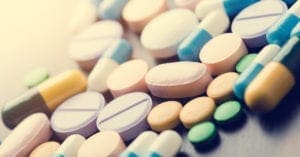 Governo federal vai estudar venda de medicamentos sem receita em supermercados